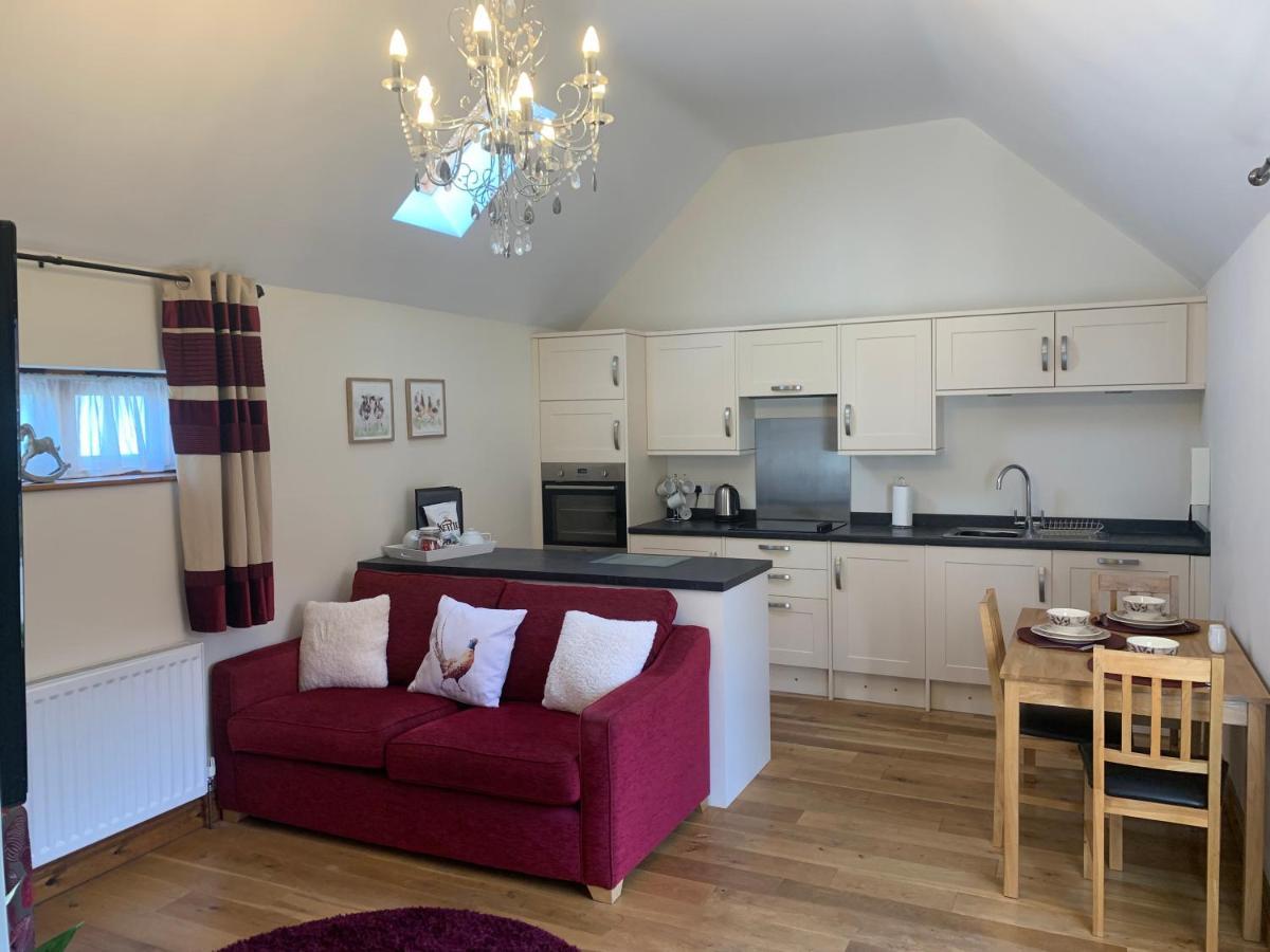 Meals Farm Holiday Cottages - The Stables North Somercotes 외부 사진